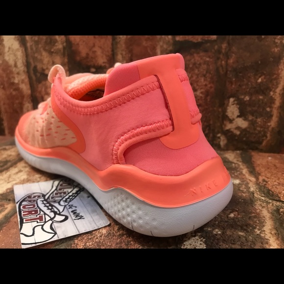NEW Nike Free RN 2018 Flyknit Running Shoes Pink - Picture 8 of 8